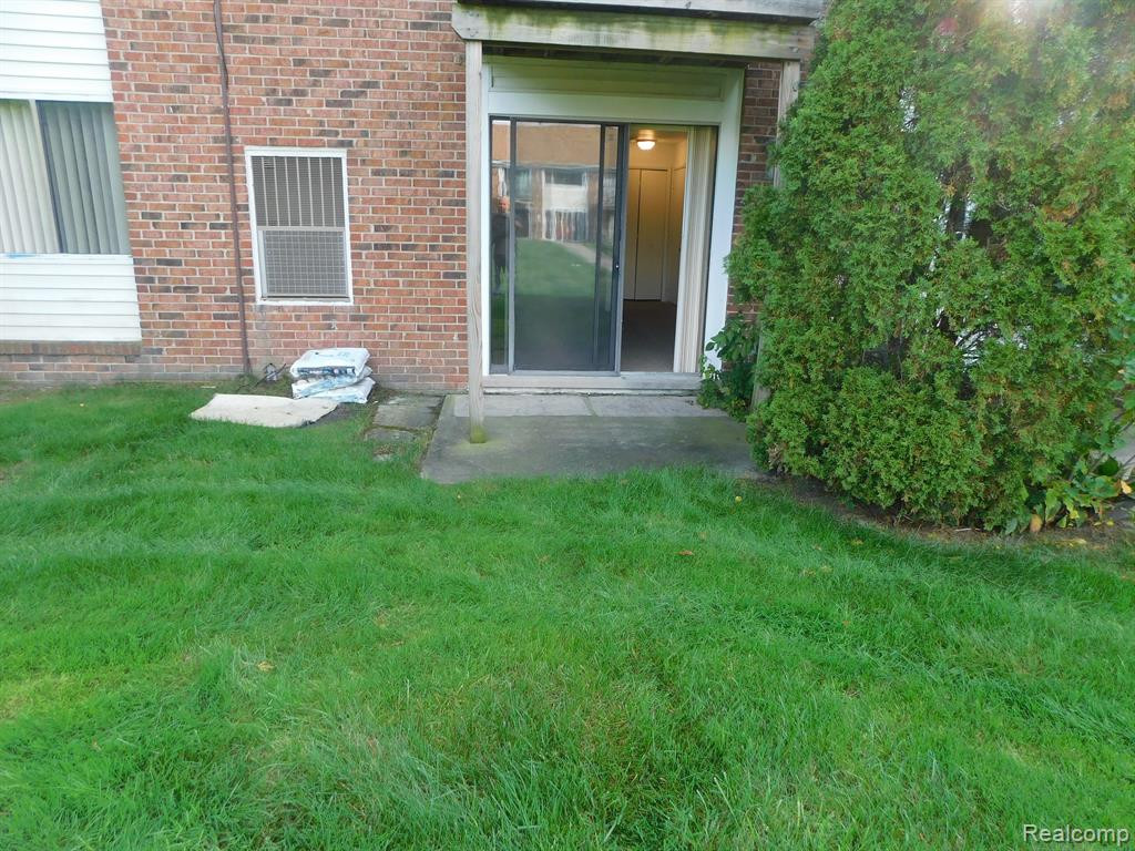 43256 MOUND Road, Sterling Heights, MI 48314 — Photo 21