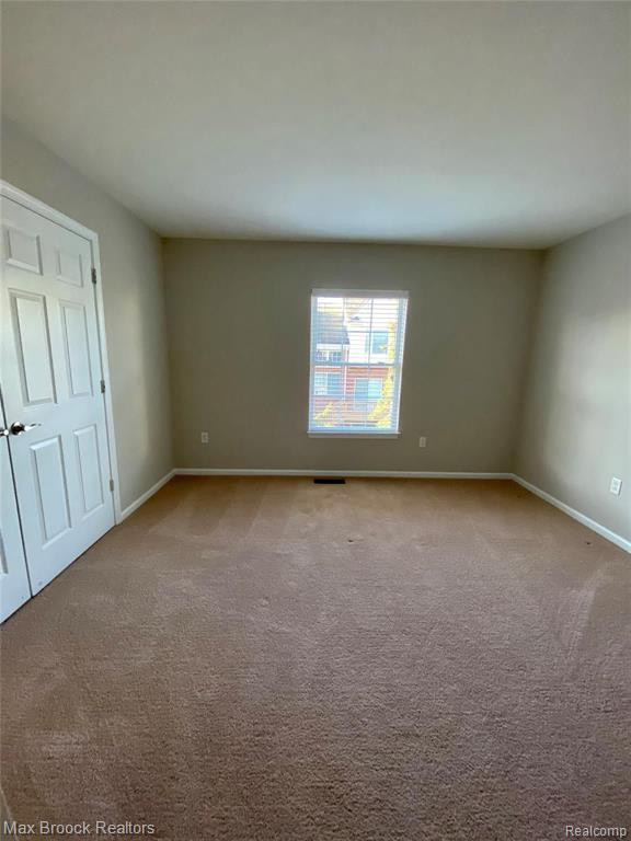 41853 YEATS Drive, Novi, MI — Photo 12