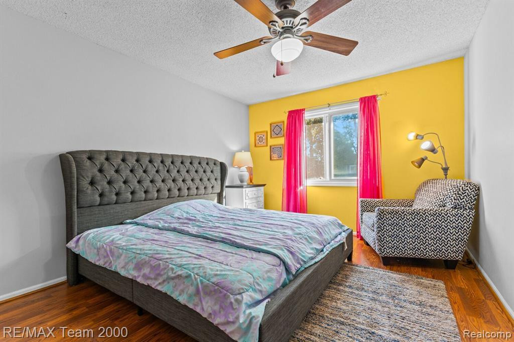 38071 CAROLON Boulevard, Westland, MI — Photo 14