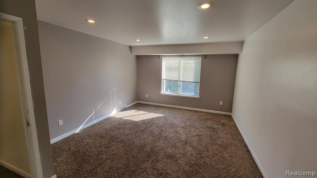 44465 SAVERY Drive, Canton, MI 48187 — Photo 8