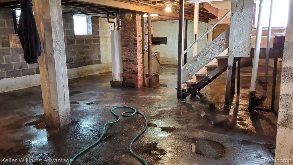 4809 MAYNARD Street, Detroit, MI 48215 — Photo 18