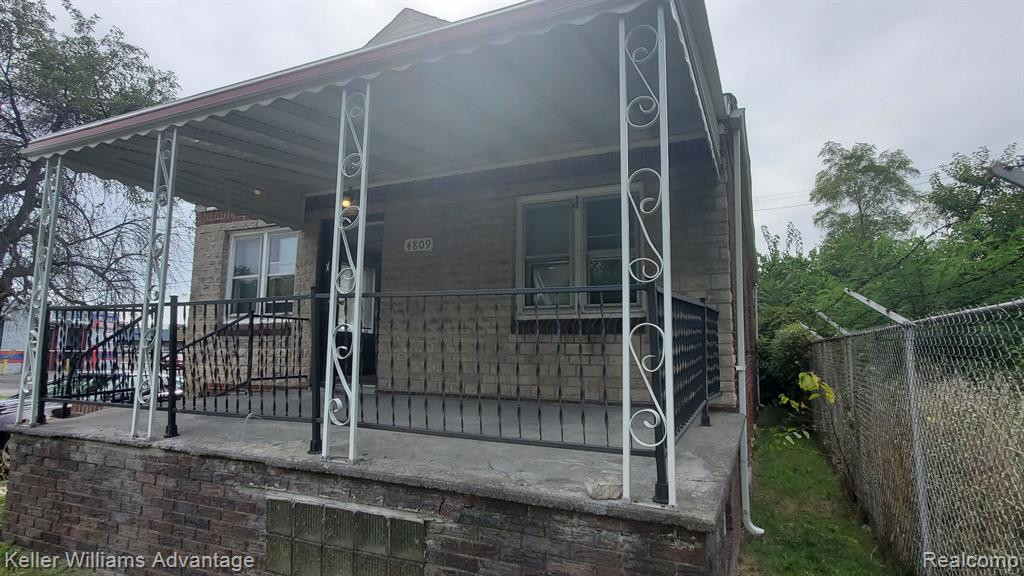 4809 MAYNARD Street, Detroit, MI 48215 — Photo 21
