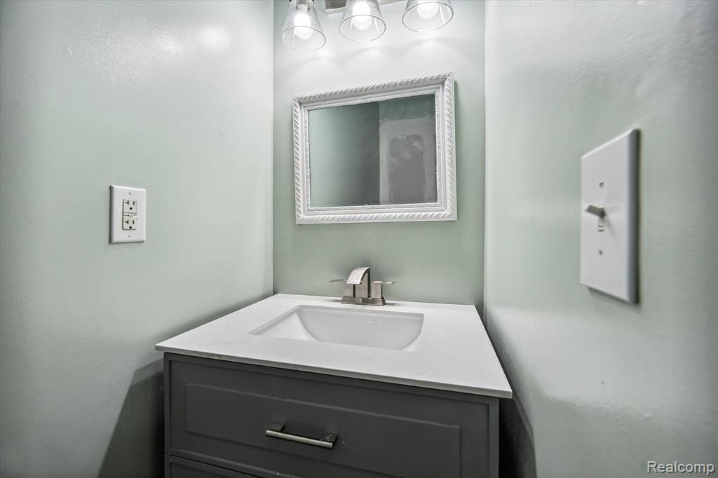 7250 FORD Highway, Tecumseh, MI 49286 — Photo 36