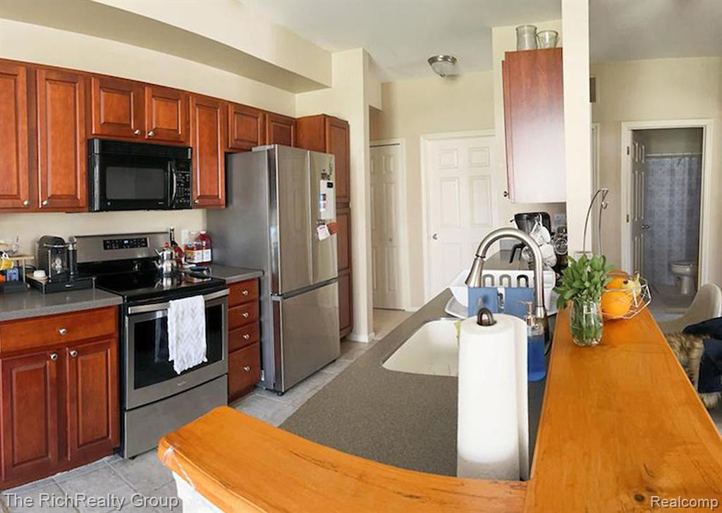 40600 Blythefield Lane, Canton, MI 48188 — Photo 5
