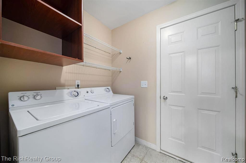 40600 Blythefield Lane, Canton, MI 48188 — Photo 14