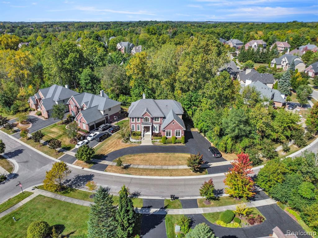 7394 WHITTINGHAM Way, West Bloomfield, MI — Photo 4