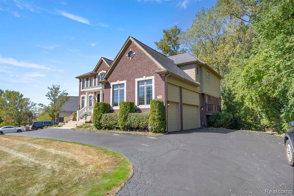 7394 WHITTINGHAM Way, West Bloomfield, MI — Photo 6