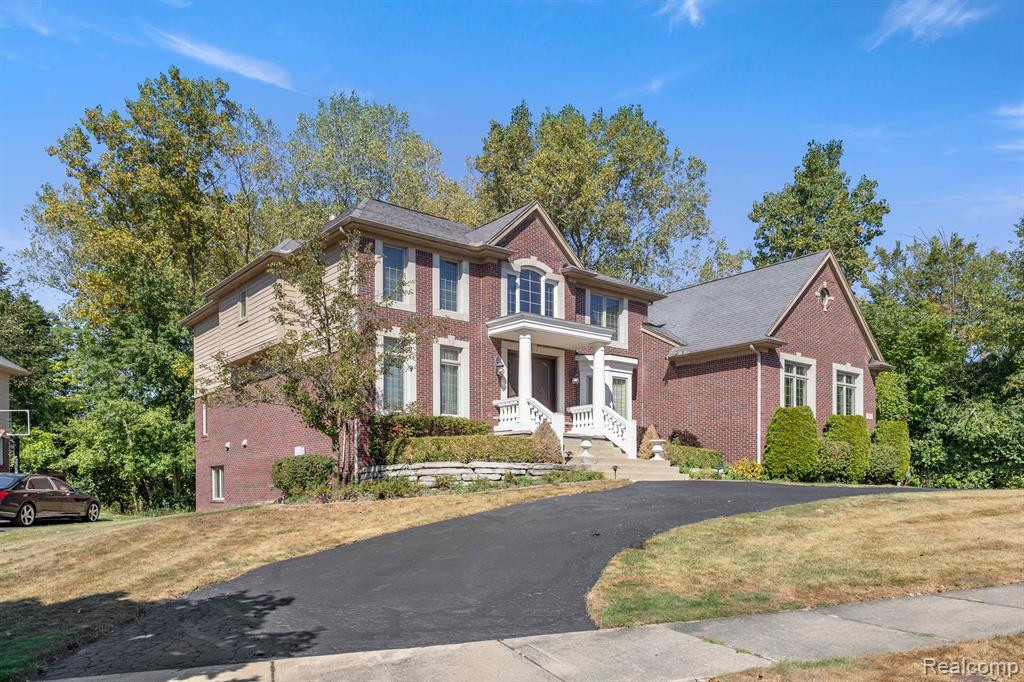 7394 WHITTINGHAM Way, West Bloomfield, MI — Photo 8