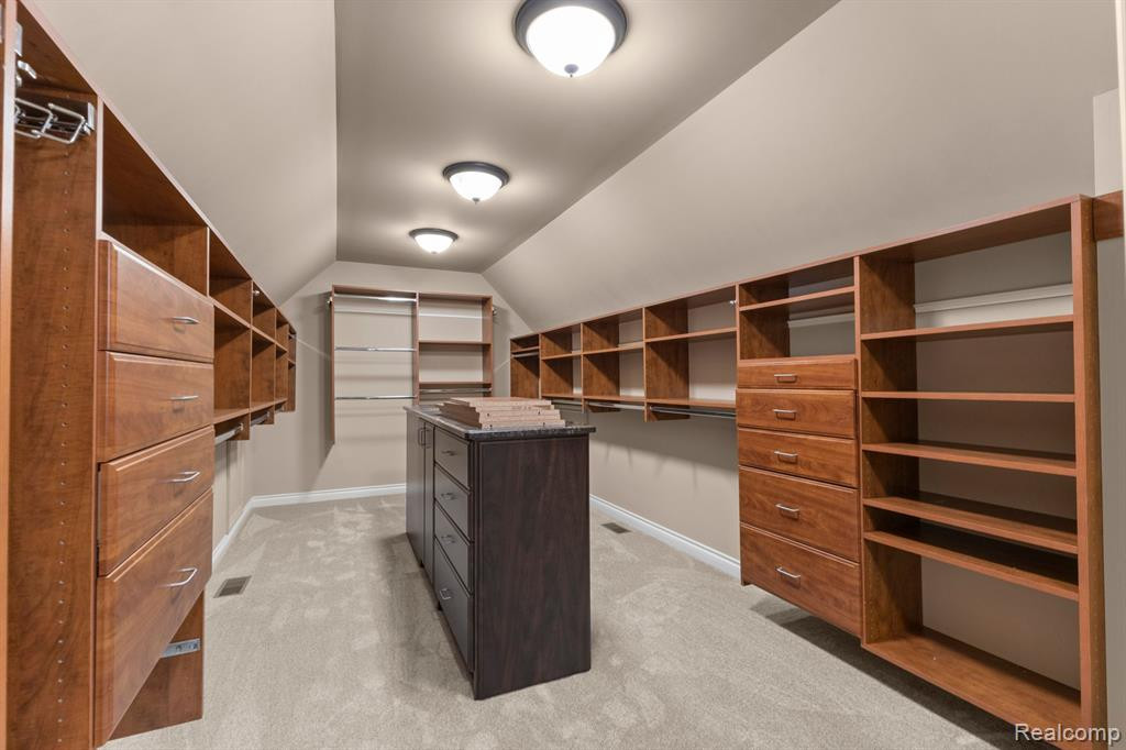 7394 WHITTINGHAM Way, West Bloomfield, MI — Photo 48