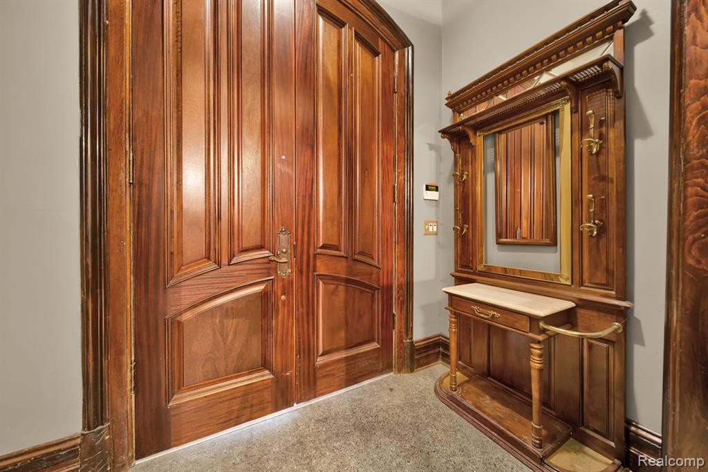 48 Edmund, Detroit, MI 48201 — Photo 10