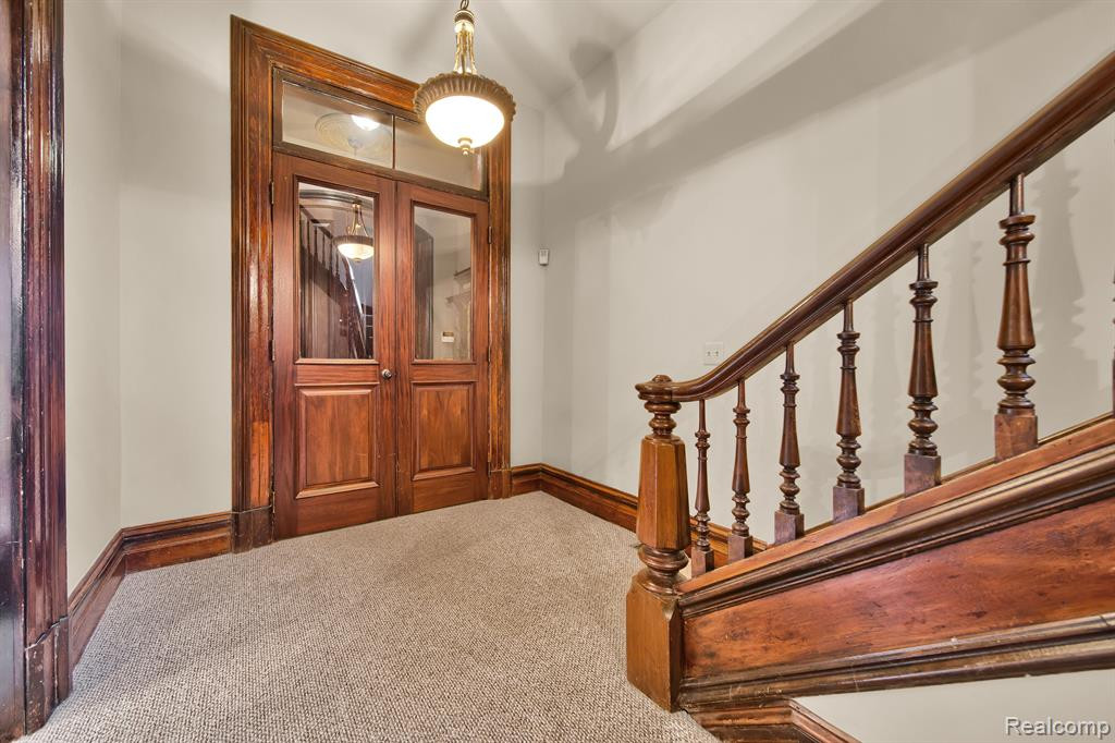 48 Edmund, Detroit, MI 48201 — Photo 11