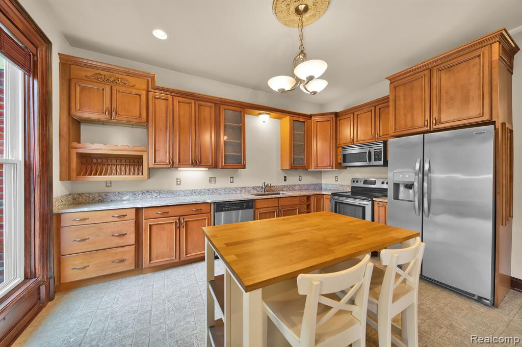 48 Edmund, Detroit, MI 48201 — Photo 22