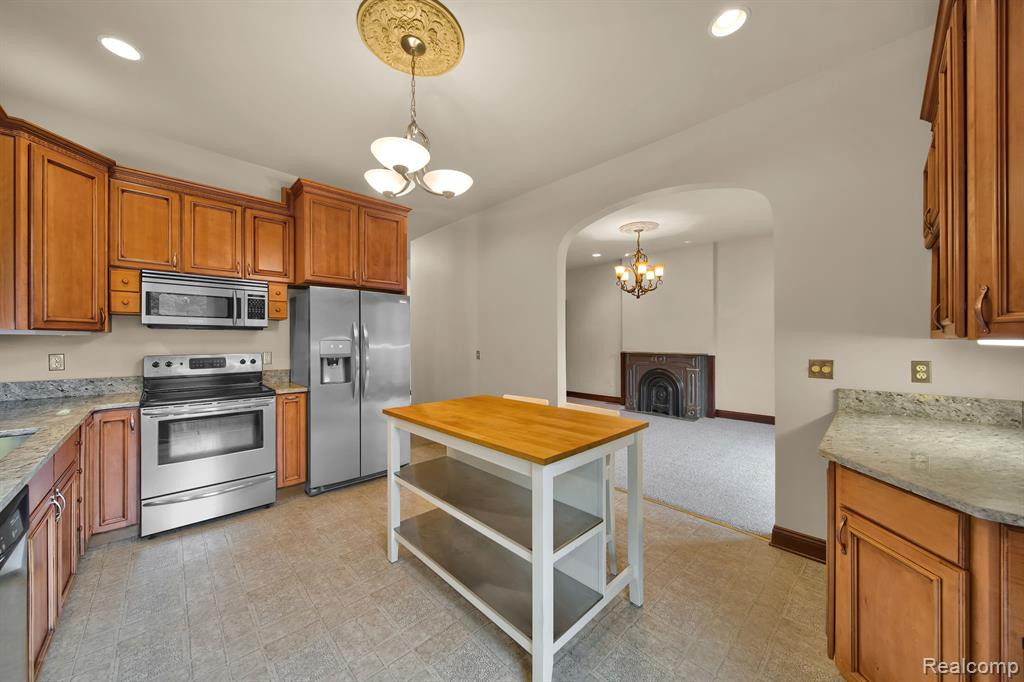 48 Edmund, Detroit, MI 48201 — Photo 24