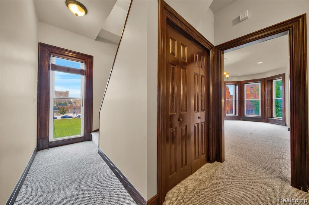 48 Edmund, Detroit, MI 48201 — Photo 25