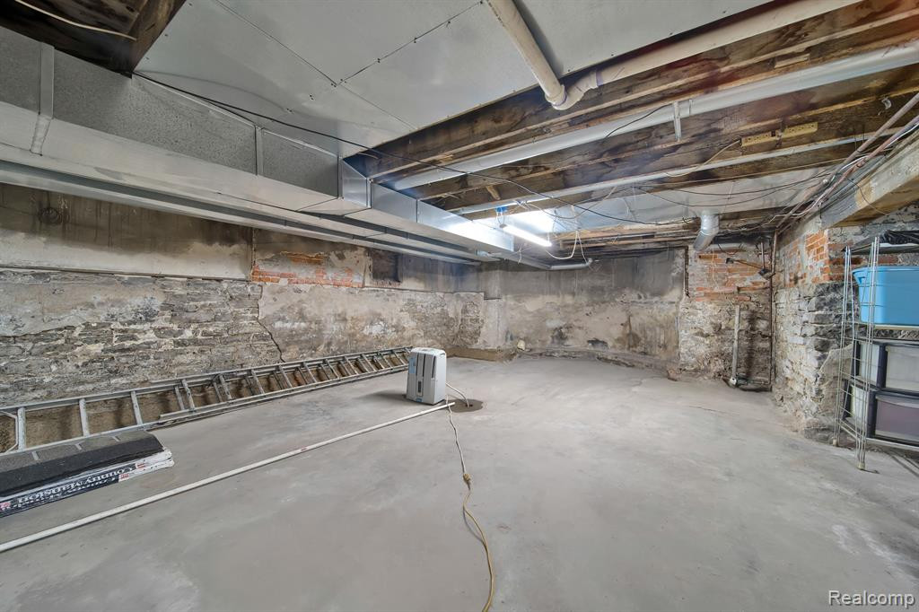 48 Edmund, Detroit, MI 48201 — Photo 47