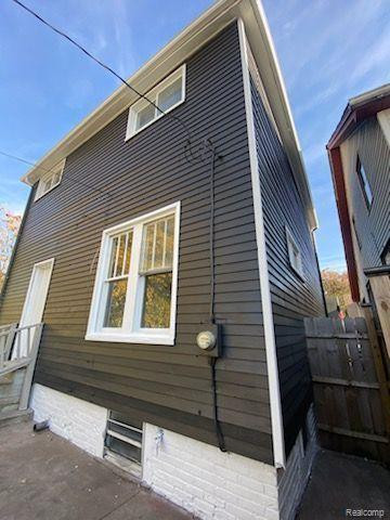 8754 LONGWORTH Street, Detroit, MI 48209 — Photo 3