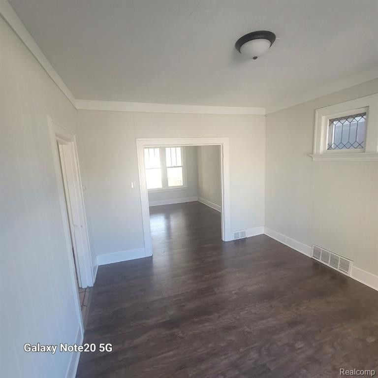 8754 LONGWORTH Street, Detroit, MI 48209 — Photo 7