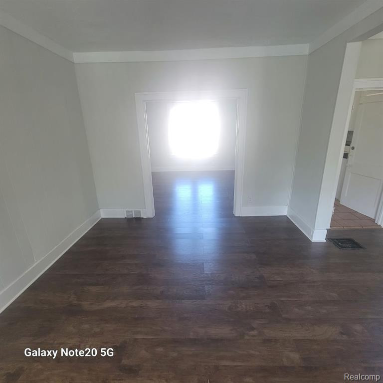 8754 LONGWORTH Street, Detroit, MI 48209 — Photo 9