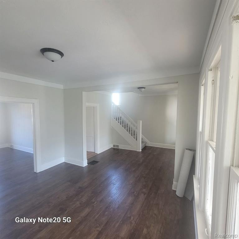 8754 LONGWORTH Street, Detroit, MI 48209 — Photo 10