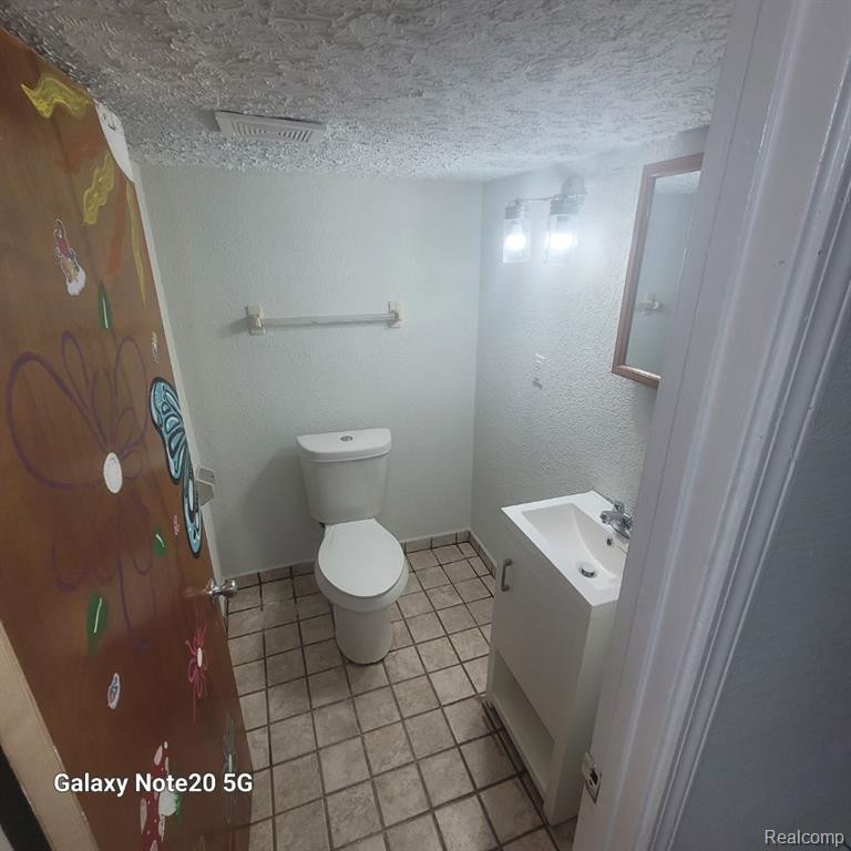 8754 LONGWORTH Street, Detroit, MI 48209 — Photo 24