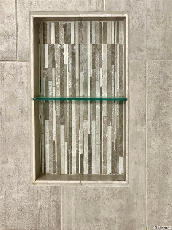 23629 N ROCKLEDGE, Novi, MI — Photo 16