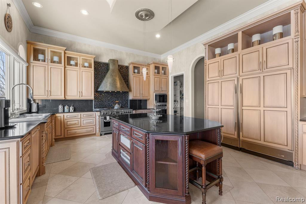 17758 DEVONSHIRE, Northville, MI 48168 — Photo 29