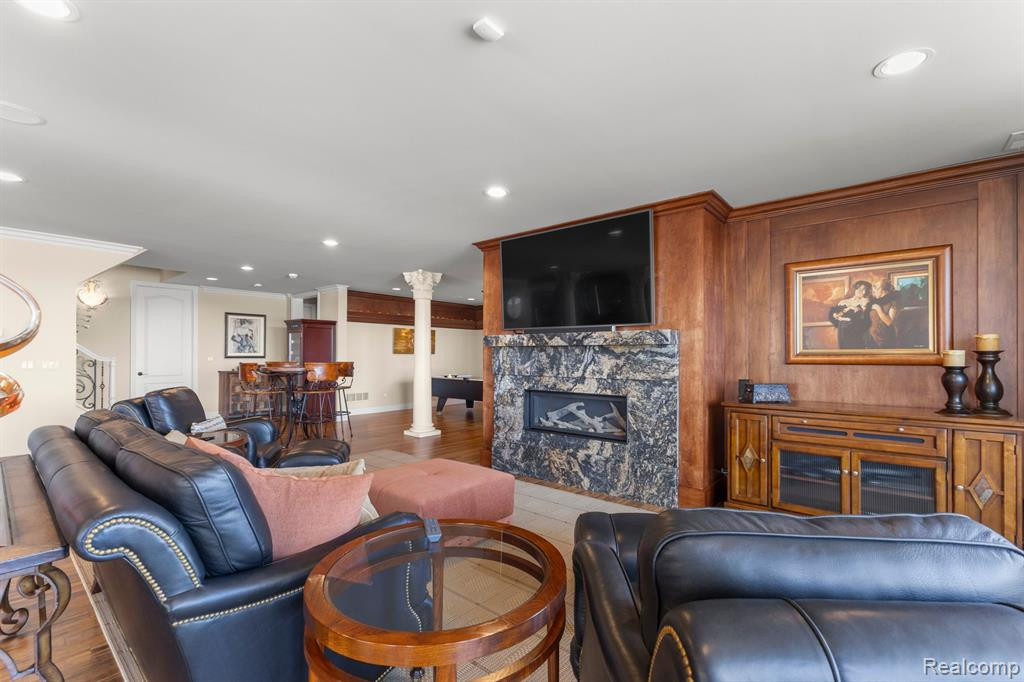 17758 DEVONSHIRE, Northville, MI 48168 — Photo 68