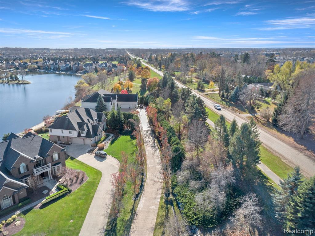 17758 DEVONSHIRE, Northville, MI 48168 — Photo 93