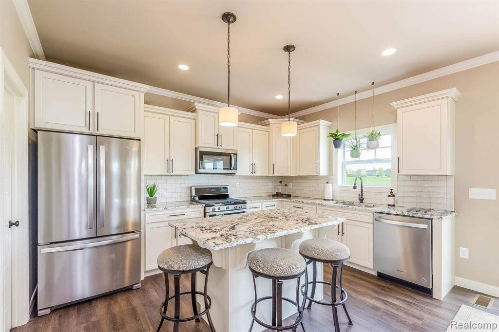 3260 HILL HOLLOW Lane, Howell, MI 48855 — Photo 6