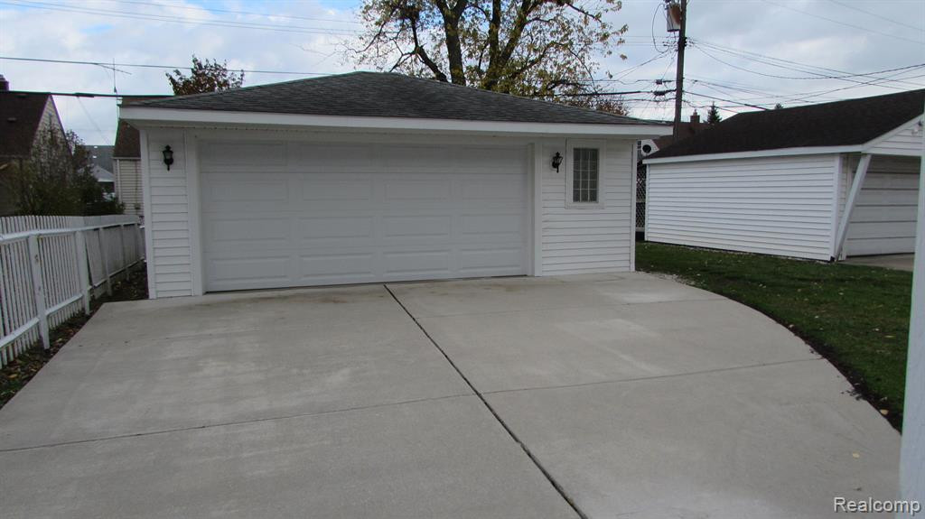 4177 LAFAYETTE Boulevard, Lincoln Park, MI 48146 — Photo 23