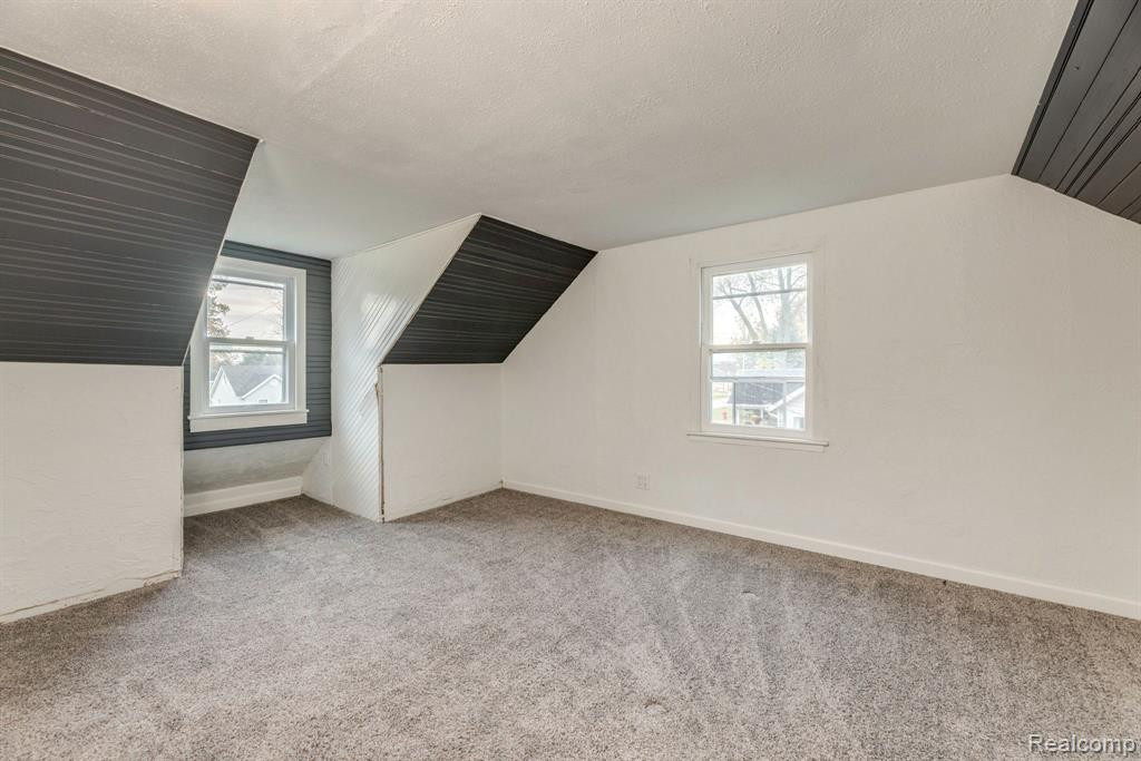 4025 HELEN Avenue, Fort Gratiot, MI 48059 — Photo 28