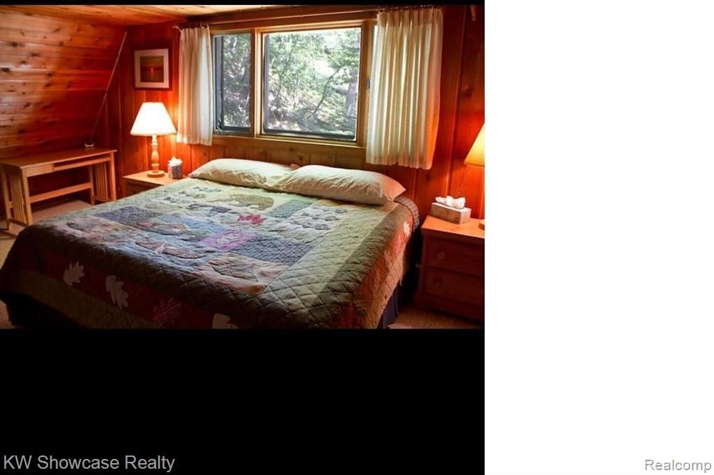 5146 LOWER SHORE Drive, Harbor Springs, MI 49740 — Photo 15
