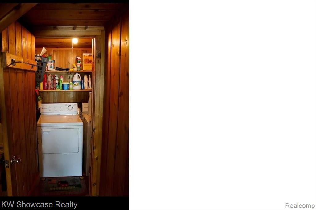 5146 LOWER SHORE Drive, Harbor Springs, MI 49740 — Photo 28