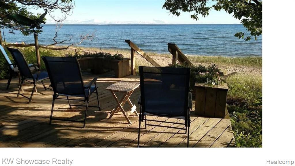 5146 LOWER SHORE Drive, Harbor Springs, MI 49740 — Photo 42