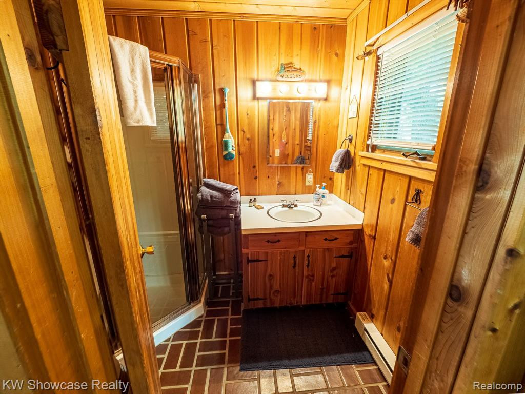 5146 LOWER SHORE Drive, Harbor Springs, MI 49740 — Photo 45
