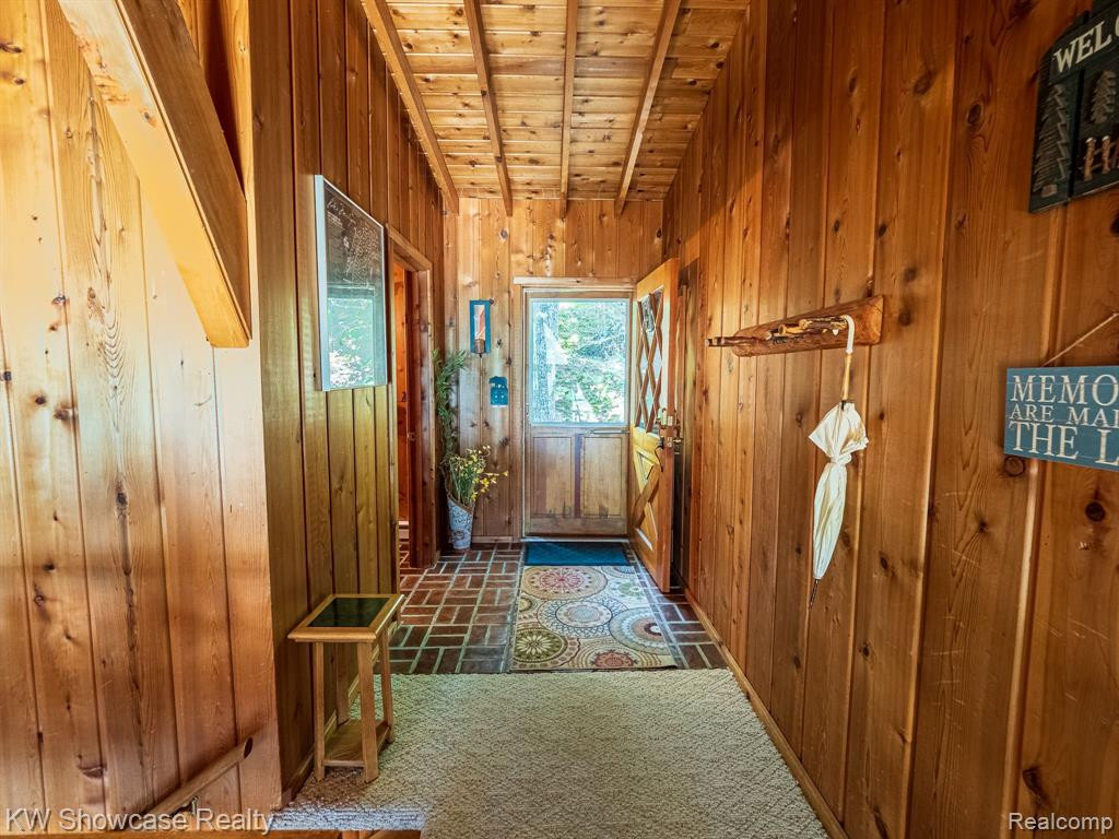 5146 LOWER SHORE Drive, Harbor Springs, MI 49740 — Photo 53