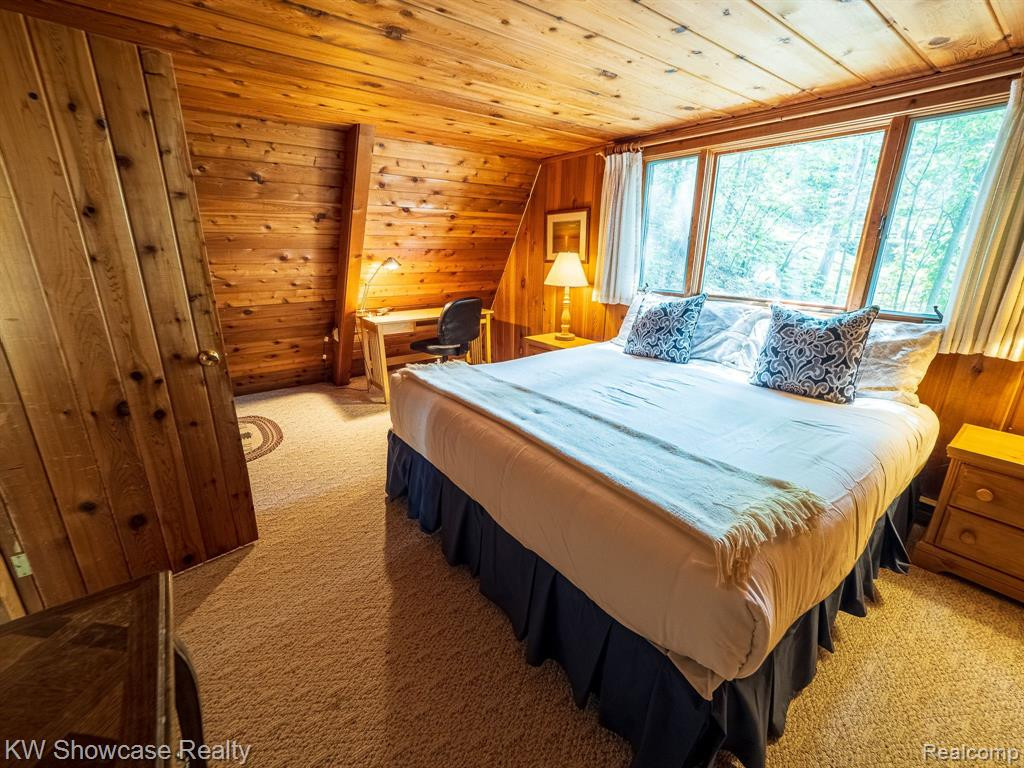 5146 LOWER SHORE Drive, Harbor Springs, MI 49740 — Photo 74