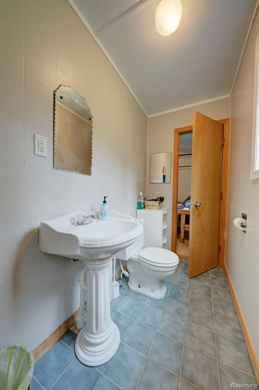 8309 N TERRITORIAL Road, Dexter, MI 48130 — Photo 10