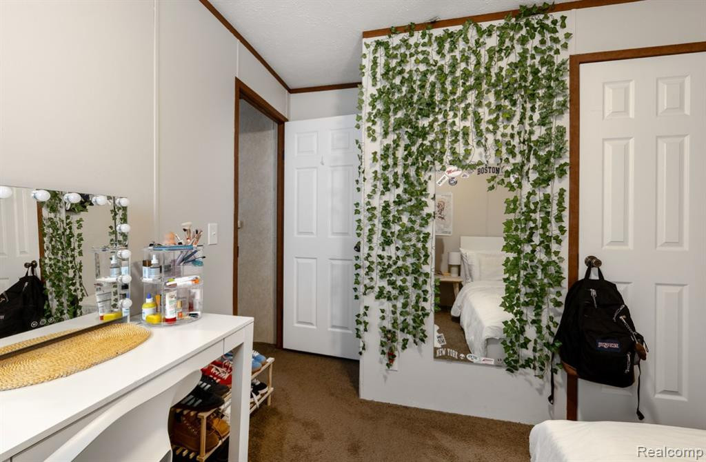 40010 N CORNWALL Circle, Sterling Heights, MI 48310 — Photo 14