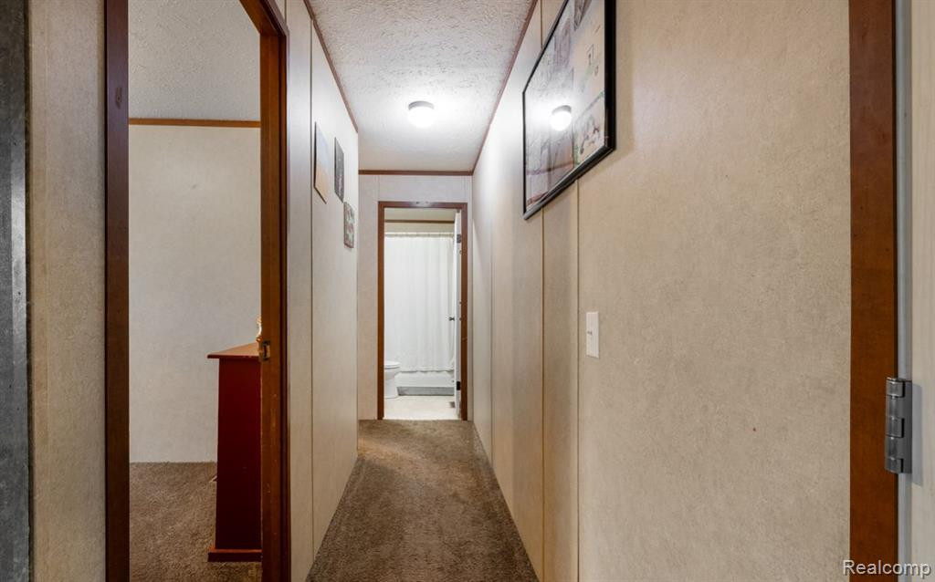 40010 N CORNWALL Circle, Sterling Heights, MI 48310 — Photo 16