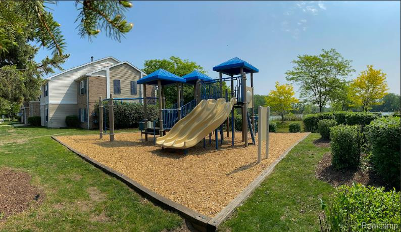 9050 CHARLOTTE, Ypsilanti, MI 48197 — Photo 11
