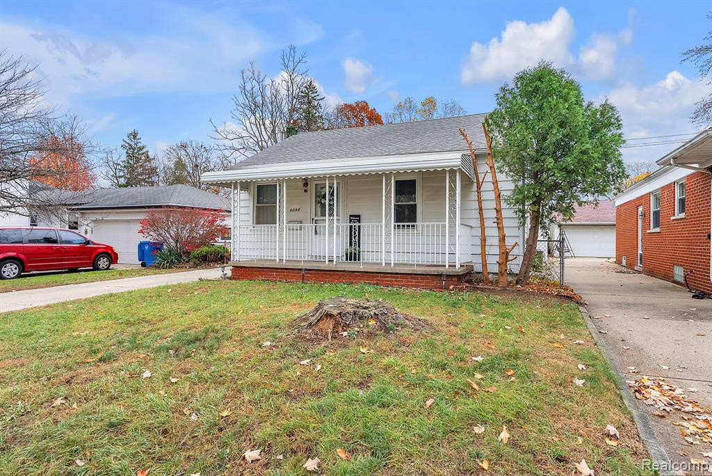 6044 N VERNON Street, Dearborn Heights, MI 48127 — Photo 23