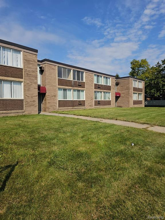 6015 SOUTHFIELD, Detroit, MI 48228 — Photo 9