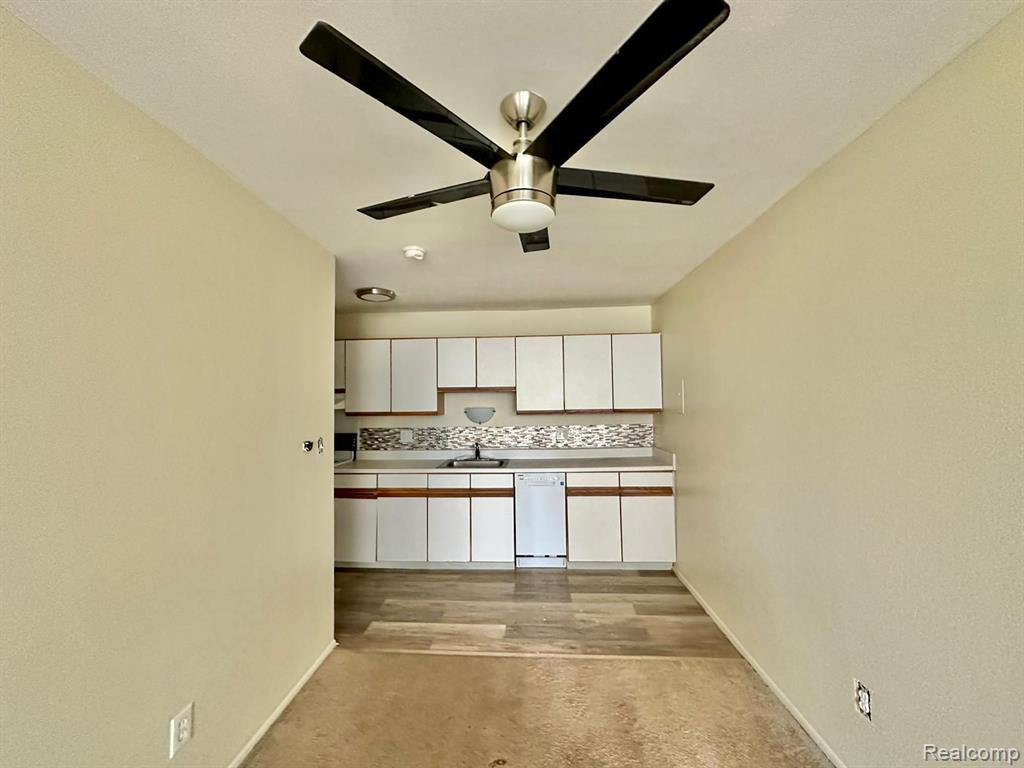 6015 SOUTHFIELD, Detroit, MI 48228 — Photo 14