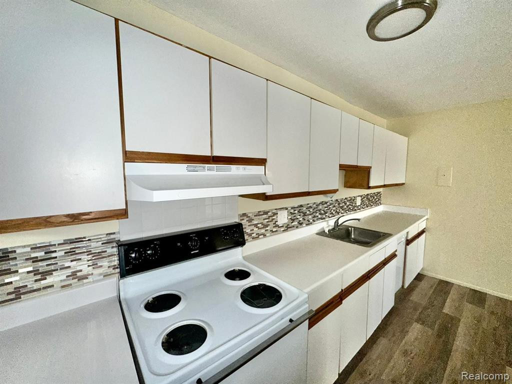 6015 SOUTHFIELD, Detroit, MI 48228 — Photo 18