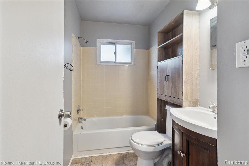 9648 WASHINGTON Street, Romulus, MI 48174 — Photo 23