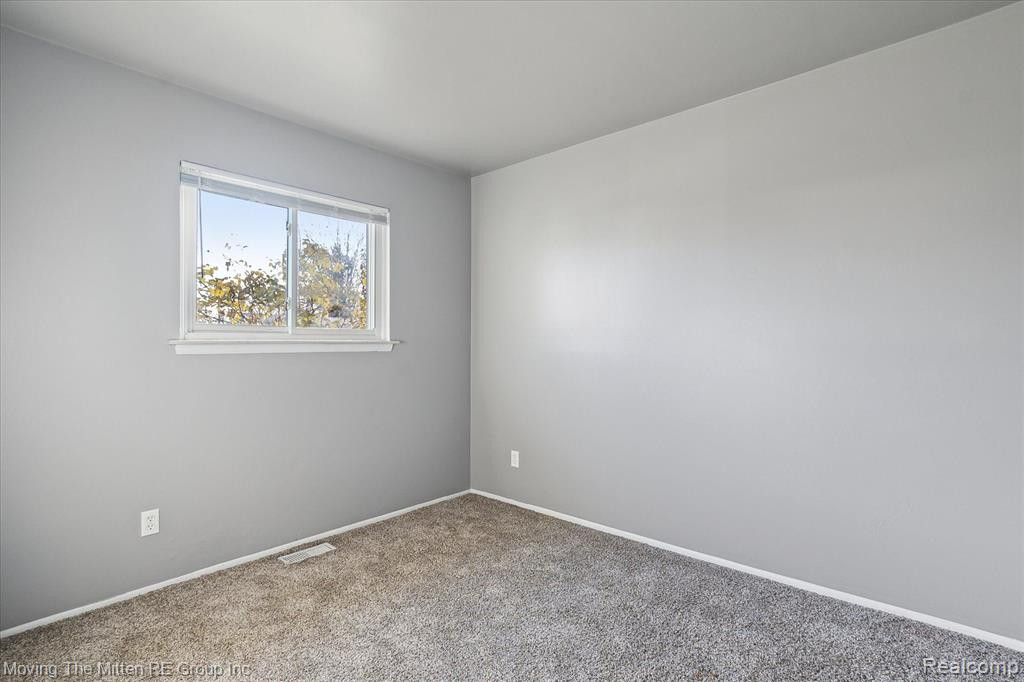 9648 WASHINGTON Street, Romulus, MI 48174 — Photo 28