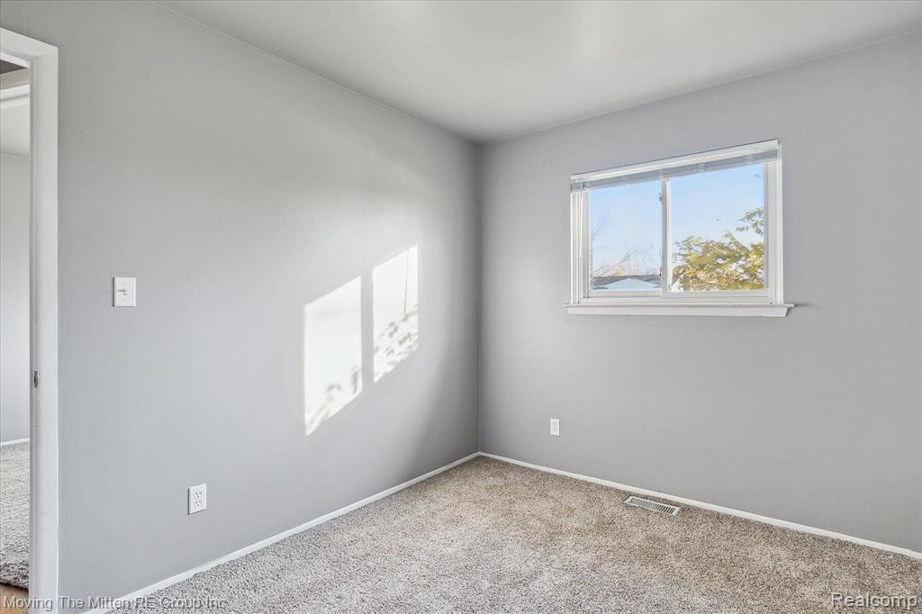 9648 WASHINGTON Street, Romulus, MI 48174 — Photo 29