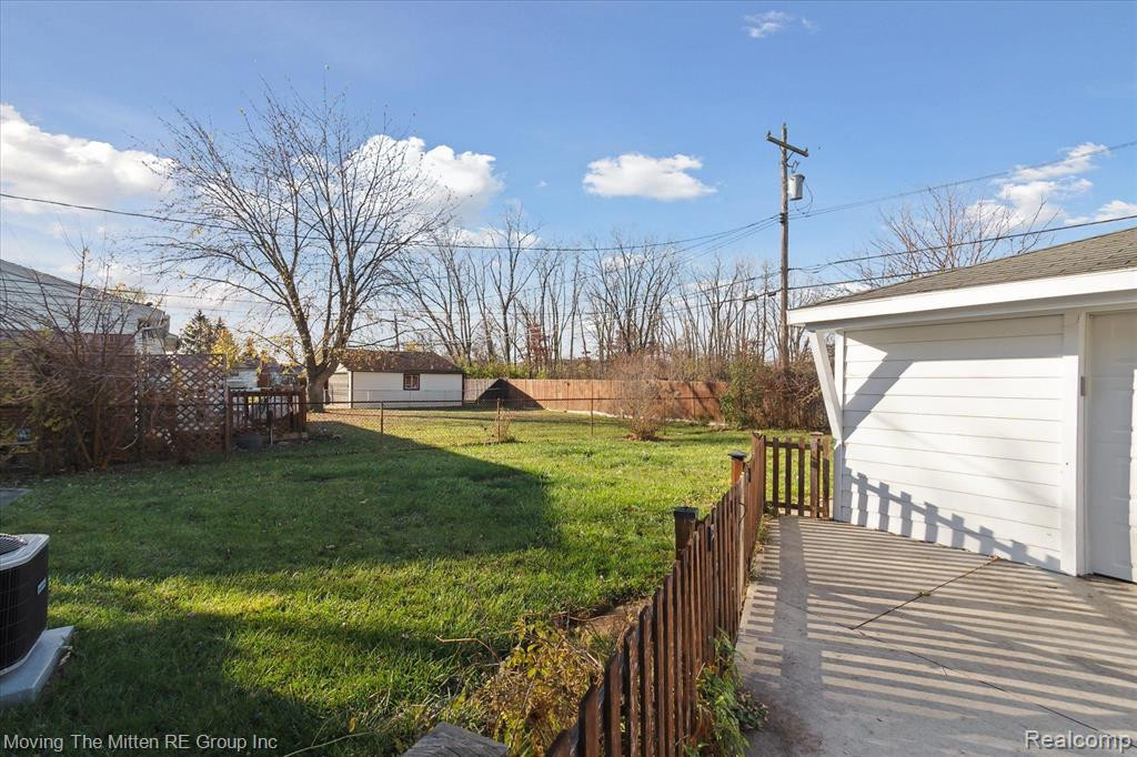9648 WASHINGTON Street, Romulus, MI 48174 — Photo 36