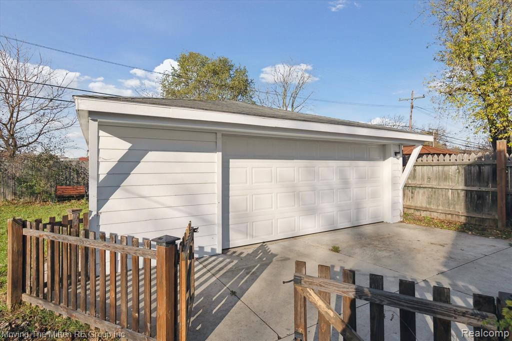 9648 WASHINGTON Street, Romulus, MI 48174 — Photo 37